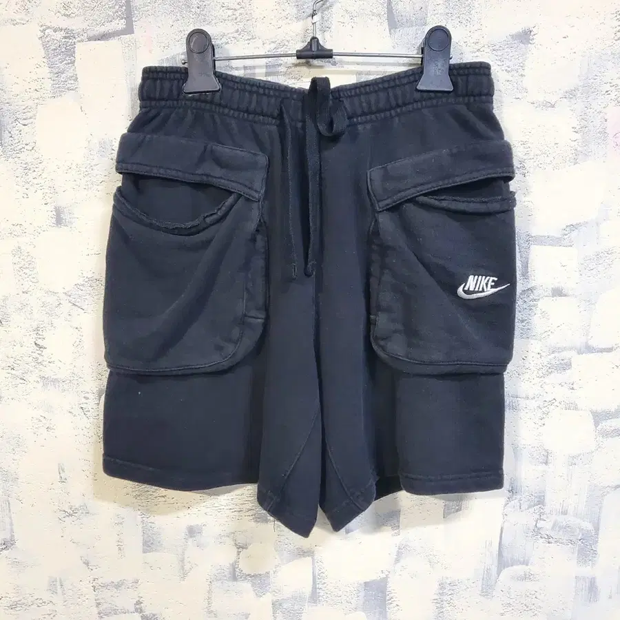 나이키 카고 반바지 M
