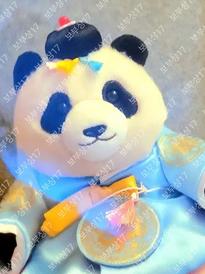 미개봉 푸바오 한복 인형 판매