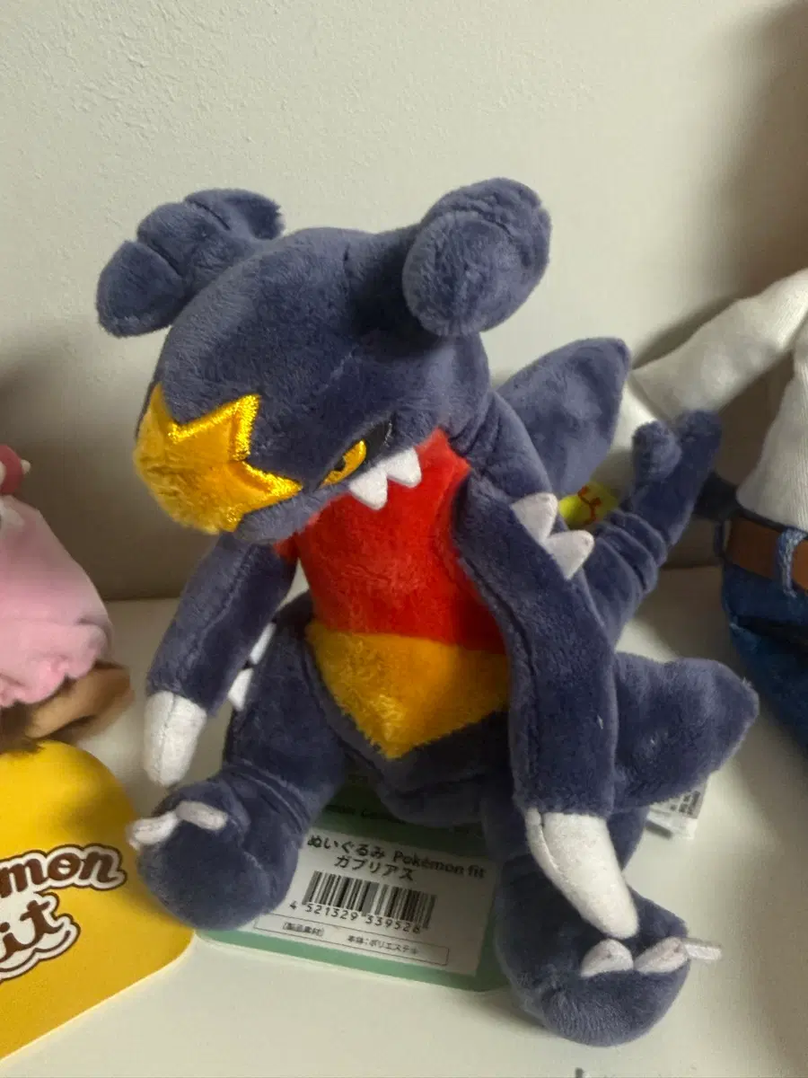 Pokemon Garchomp fit doll