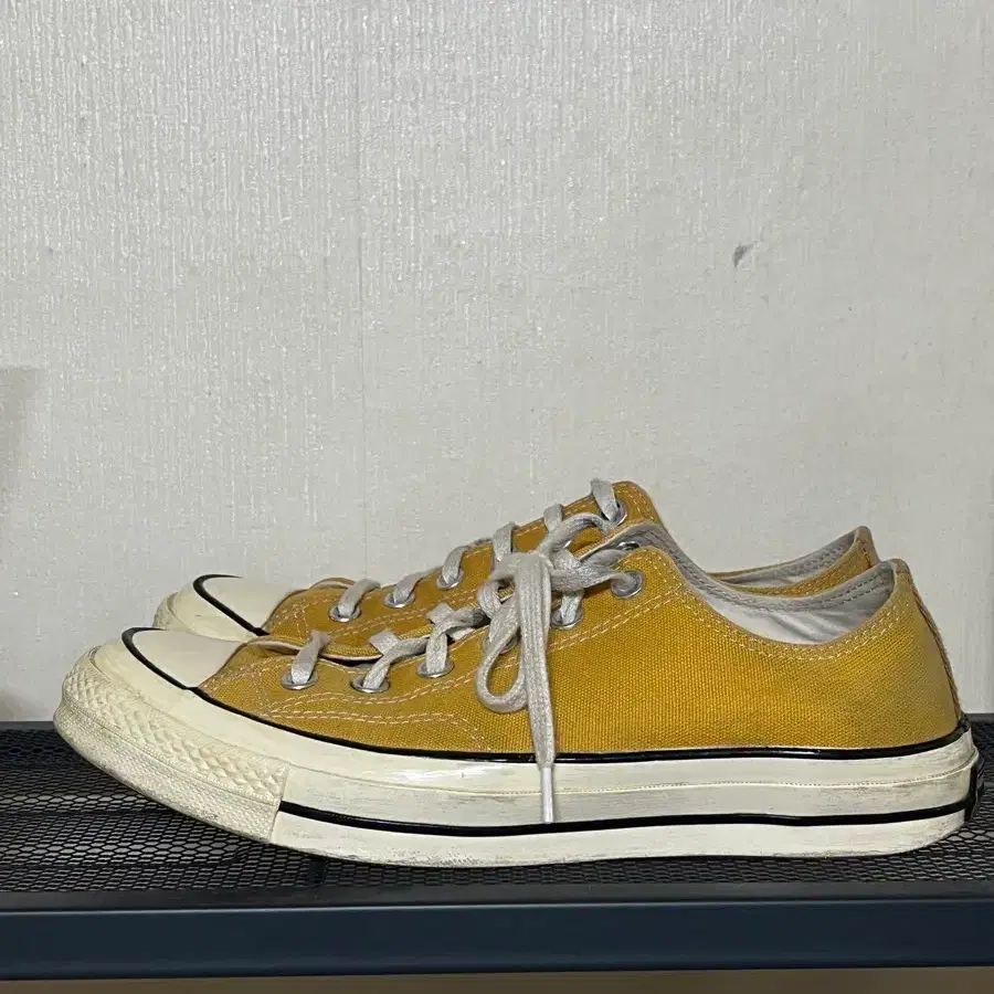 컨버스 척테일러 로우 썬플라워 265mm