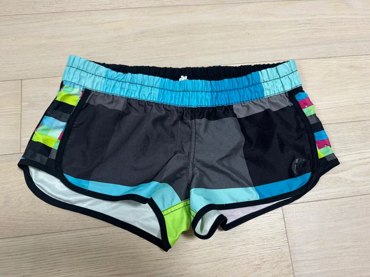 Hurley 헐리 웨이크 쇼츠 여성