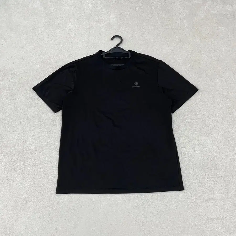 XL 블랙야크 기능성 냉감 반팔티셔츠 105