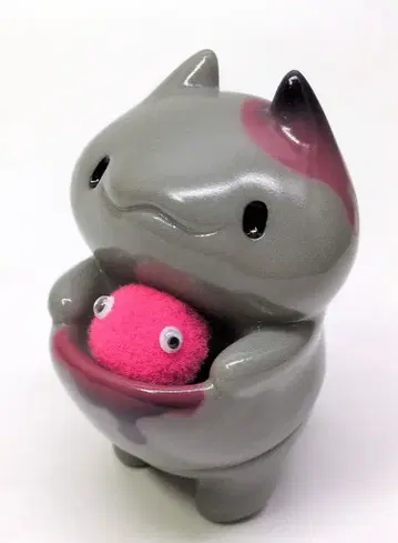 MONSTERFACTORY X 토이즈킹 포케 그레이/적자색
