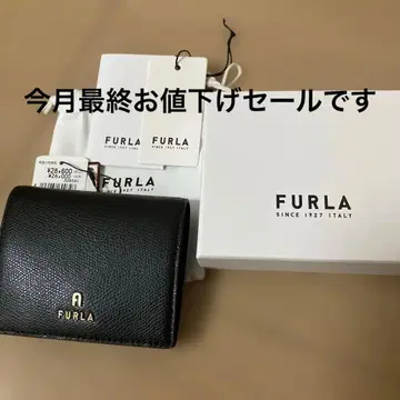 FURLA 이단 접이식 지갑 블랙 정가 28,600엔