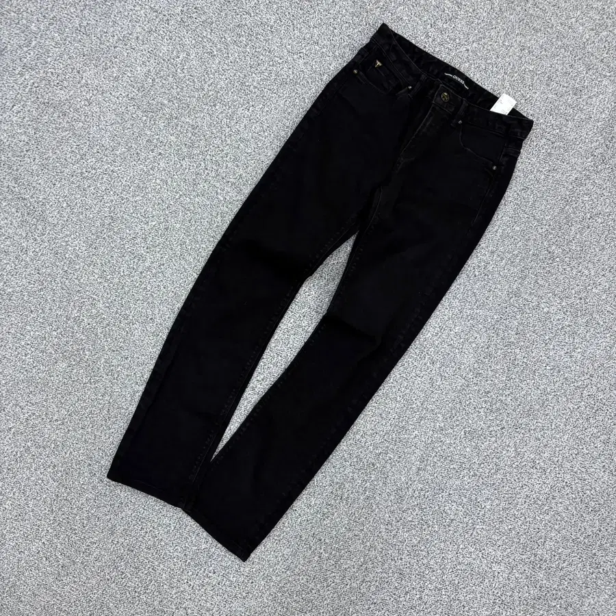 26 게스 여성 블랙 면바지 0729J2
