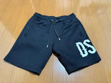 로고 프린트 숏팬츠 블랙