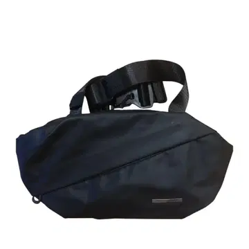 (새상품급) QUICK PACK 퀵팩 블랙 숄더 바디백