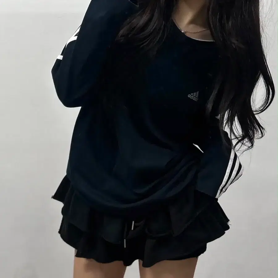 아디다스 3tripes 러블리힙 롱슬리브(100)