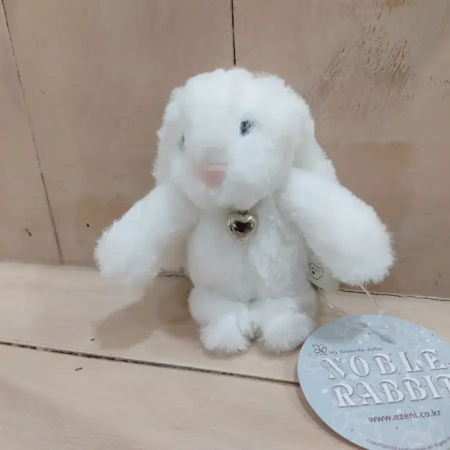 (새상품)노블래빗 아이보리 토끼 인형 가방고리 8cm