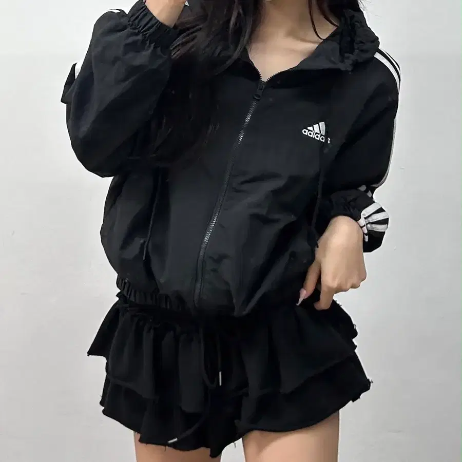 아디다스 3tripse 세미크롭 윈드브레이커 자켓 후드집업(L)