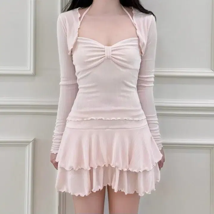 bunnyblush Blush ribbon top pink 버니블러쉬 리본 탑 핑크 레이스 나시 바니블러쉬 메이윤 유앤진 세히즈 유어러버블