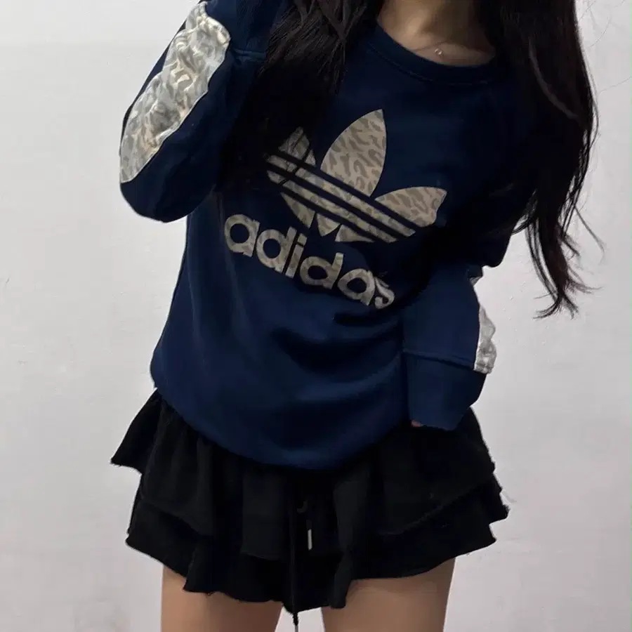 아디다스 카모플라쥬 네이비 스웻 셔츠 맨투맨(95)