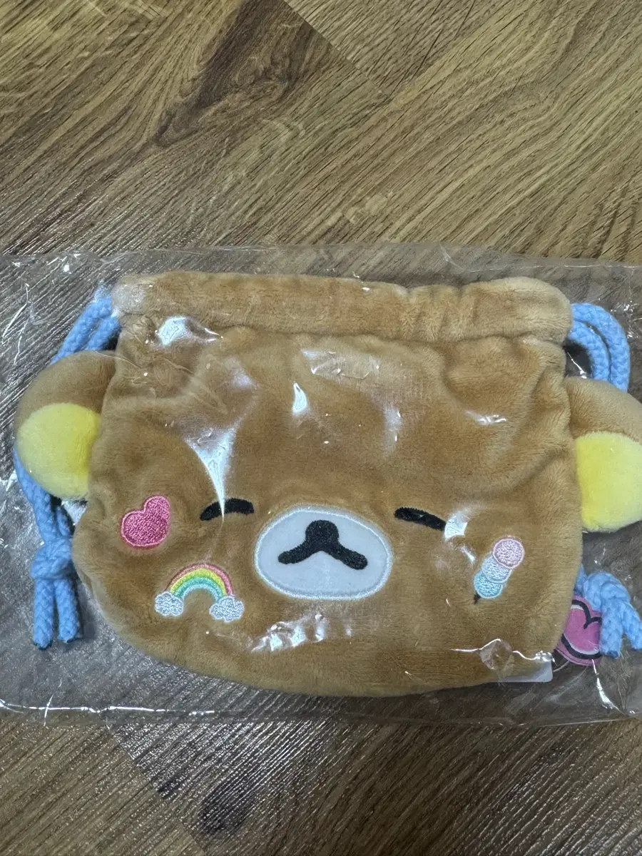 리락쿠마 유루유루 조이개 파우치