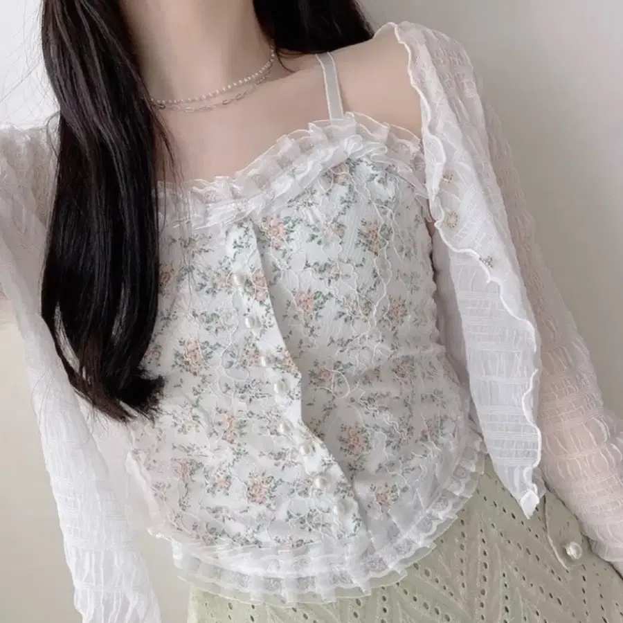 화이트 흰색 레이스 나시 진주 뷔스티에 플라워 프릴 탑 빈티지