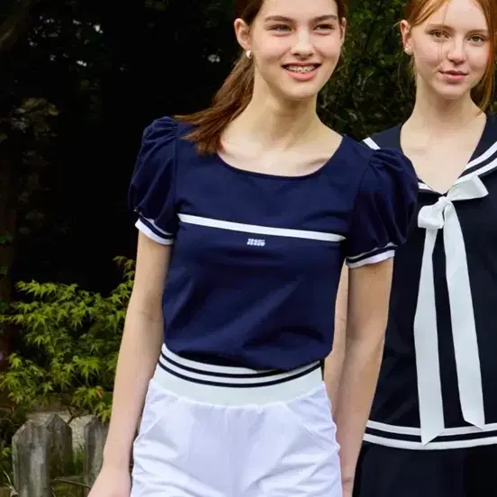 새상품) 이바나헬싱키 Tennis club puff top