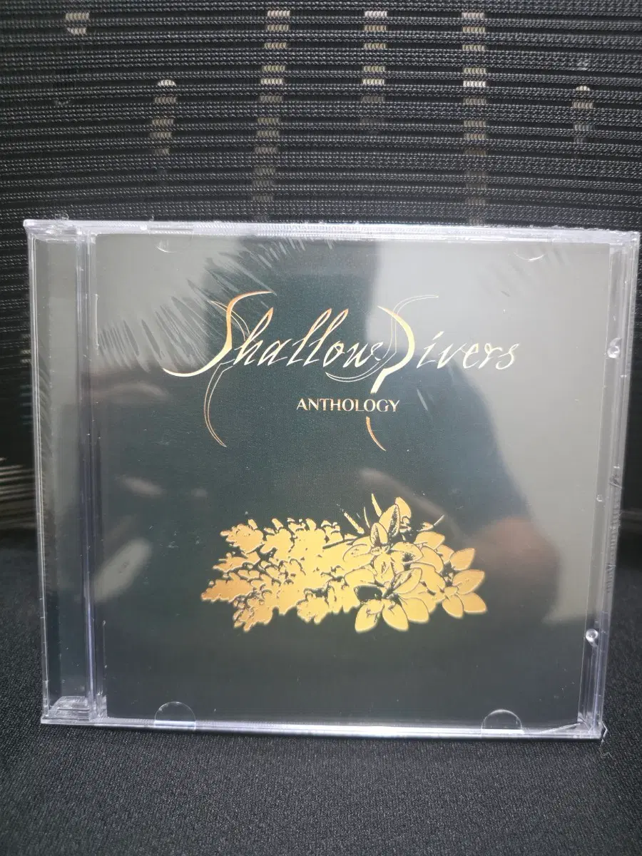 Shallow Rivers - Anthology CD 미개봉