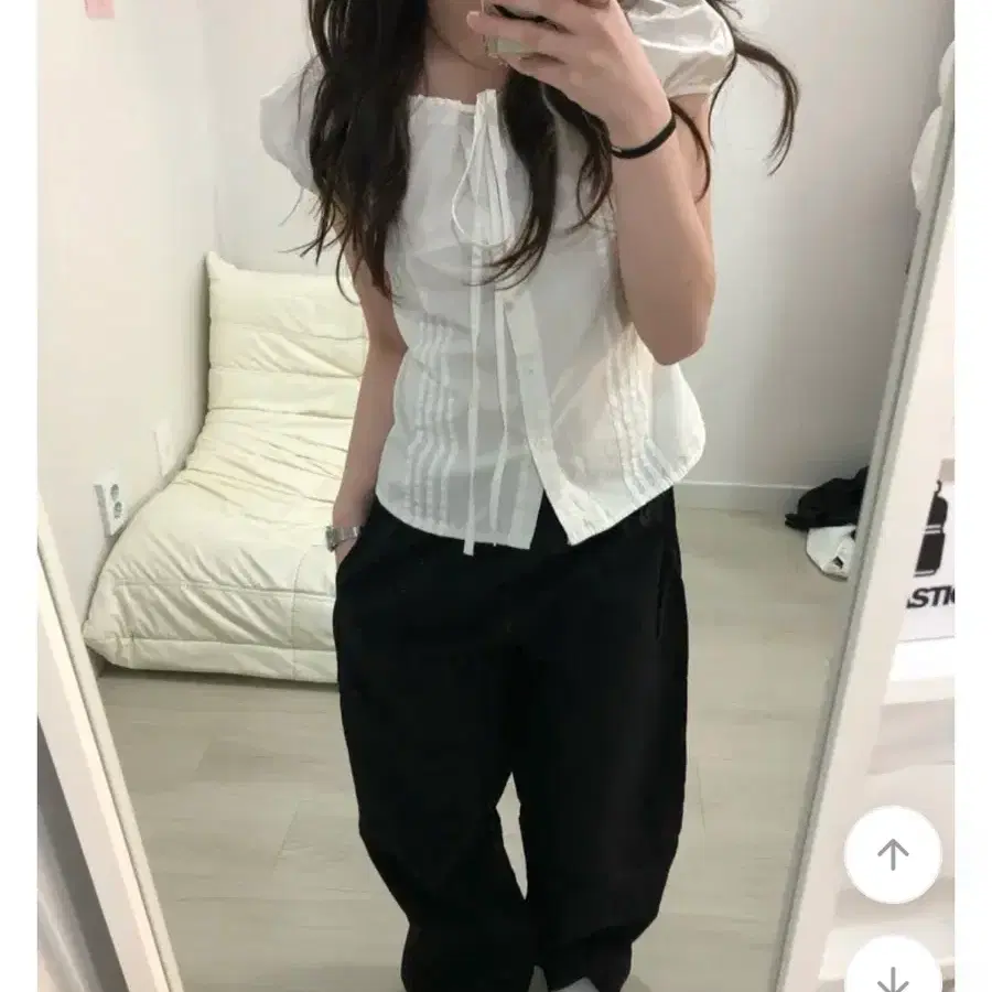 레이스 리본 반팔 블라우스 셔츠 스트랩 포인트 나시 여름 데이트룩