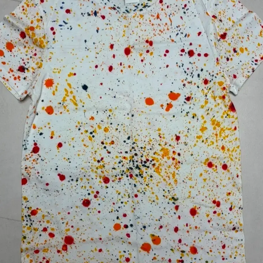 A.P.C. 키드 큐디 페인팅 반팔 티셔츠s(새상품)