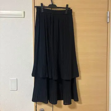 아파트 바이 호소 플리츠 캉캉 스커트