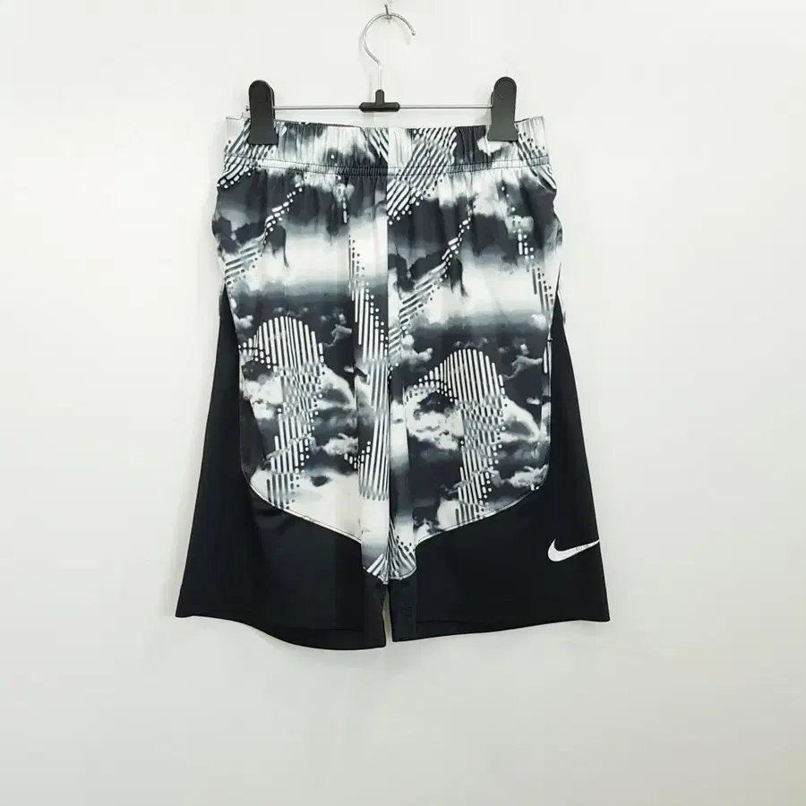 R653 나이키 로고 패턴 트레이팅 추리닝 반바지 여S
