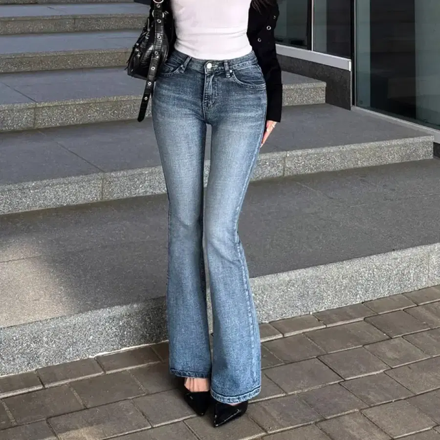 에이블리 미브레 세미 로우 라이즈 부츠컷 S