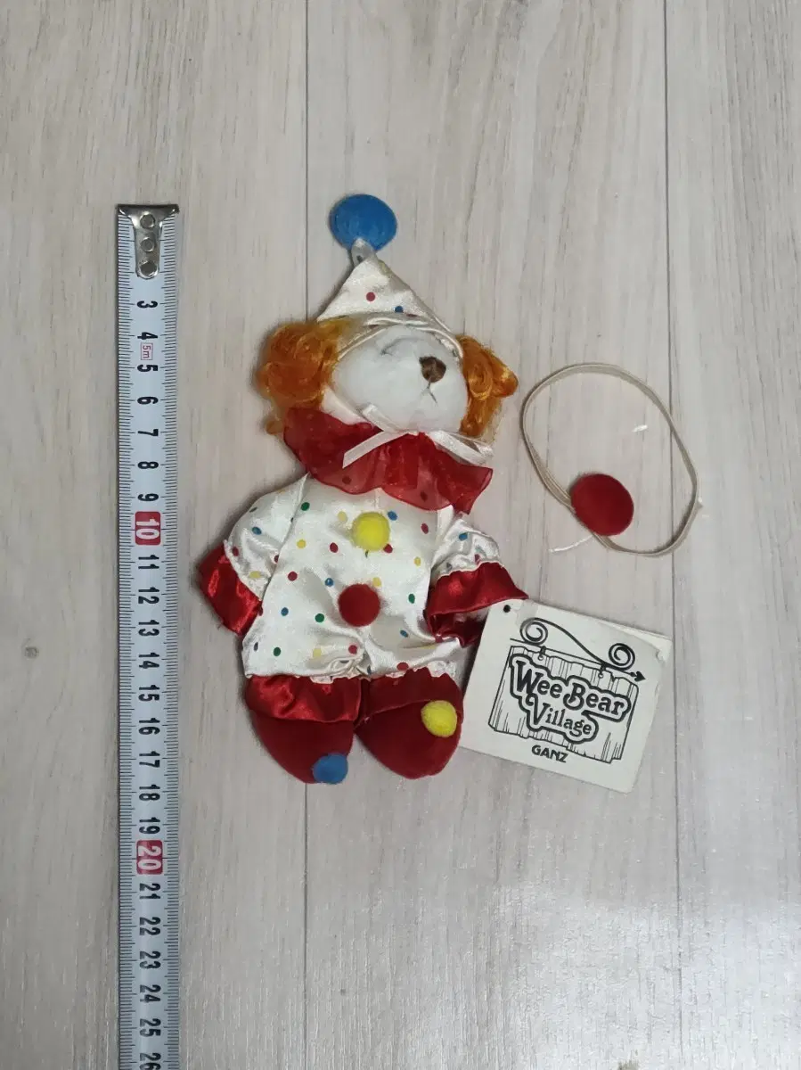 GANZ 위 베어 빌리지 광대 인형 판매합니다.