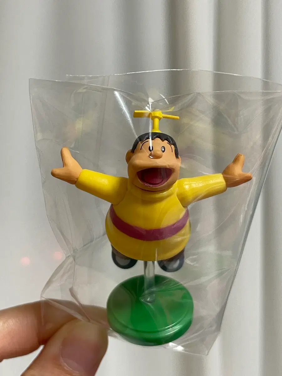 도라에몽 퉁퉁이 피규어