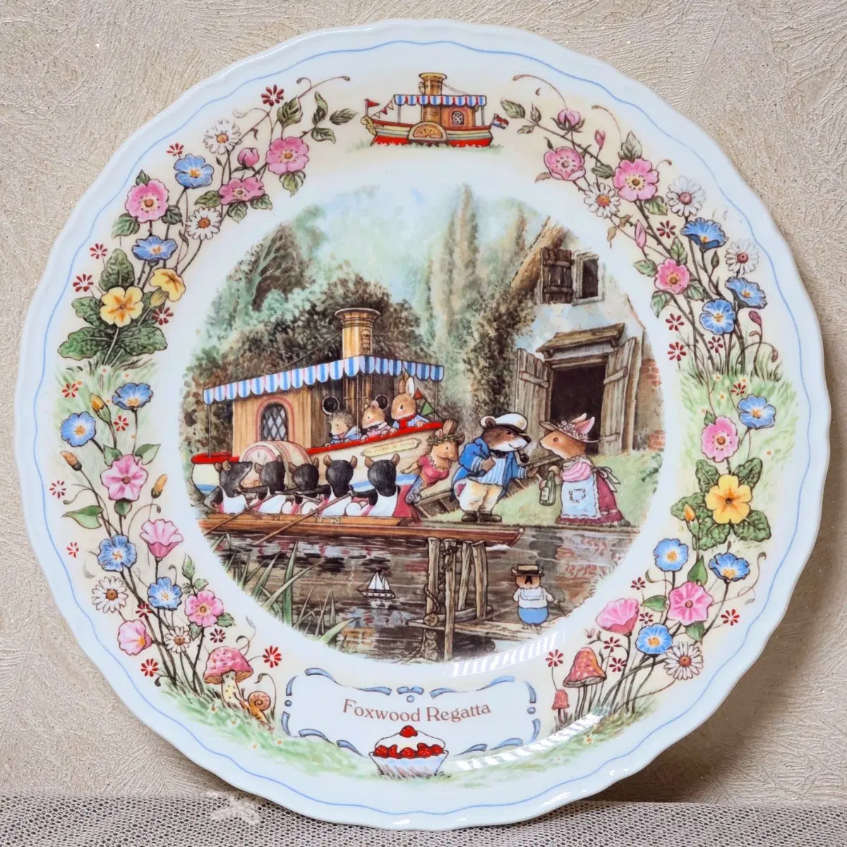Wedgwood Foxwood Tales Plate 웨지우드 팍스우드 테일즈 플레이트 접시 그릇 장식 수집 인테리어