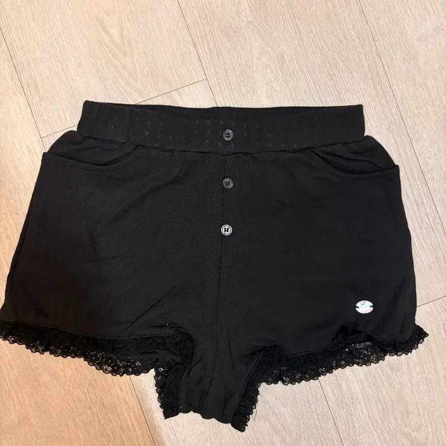 블랙 레이스 반바지