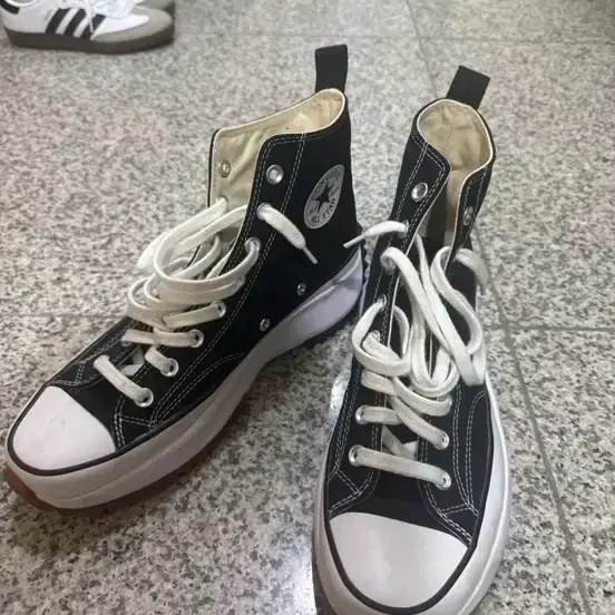 컨버스 런스타 하이크 블랙