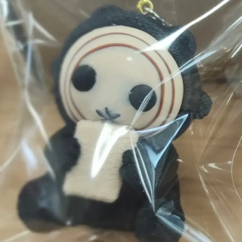 동궁 꺼먹살이 키링