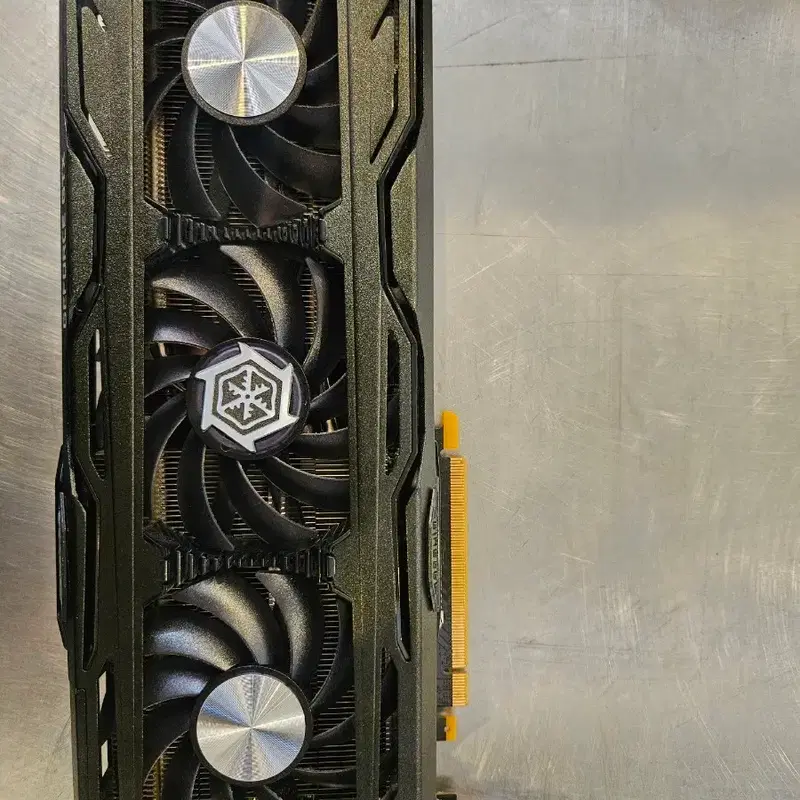 지포스 GTX 1080 Ti 11기가 X3