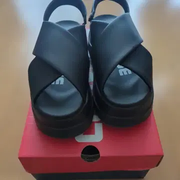 CONVERSE 통굽 샌들 블랙