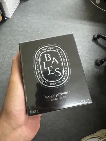 딥티크 미디움 블랙 캔들 베이 300g [미개봉새상품]