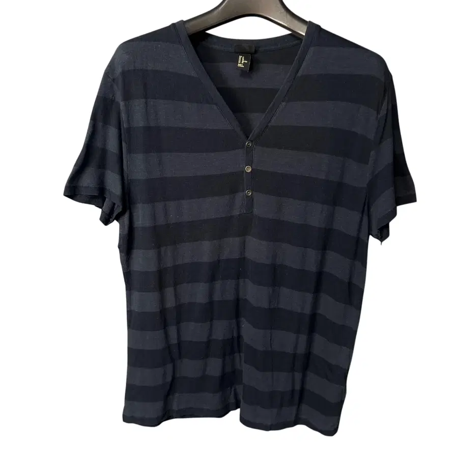 XL h&m 네이비 스트라이프 브이넥 반팔티