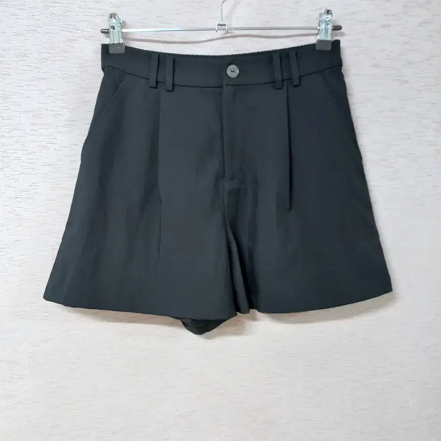 B7-30/KUOSE 블랙 반바지 여성