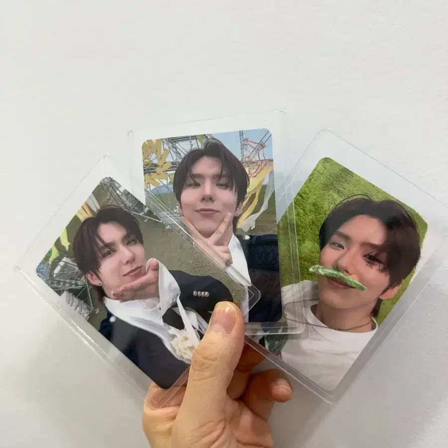 기현 사운드웨이브 특전 포카 3set