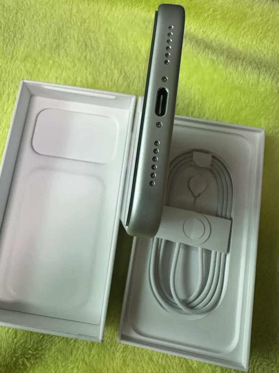 새 상품 같은 아이폰 17 프로맥스 256GB 실버