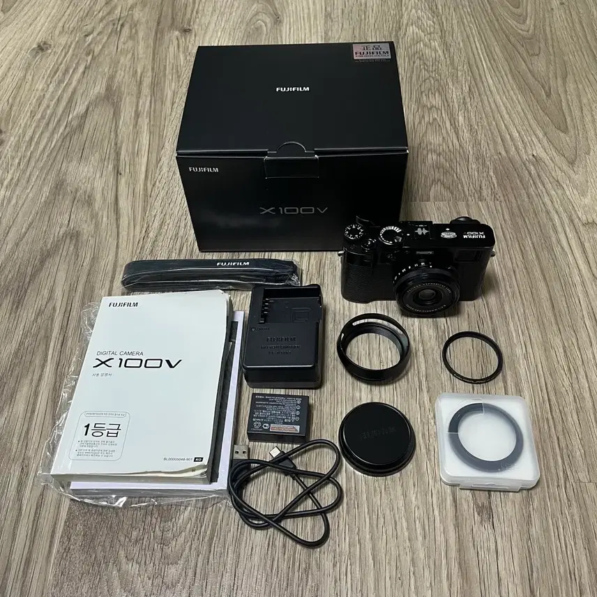 후지필름 x100v