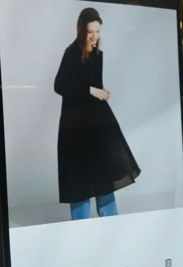 어반 리서치 서니 라벨 에어리 코튼 트위스트 핀턱 원피스