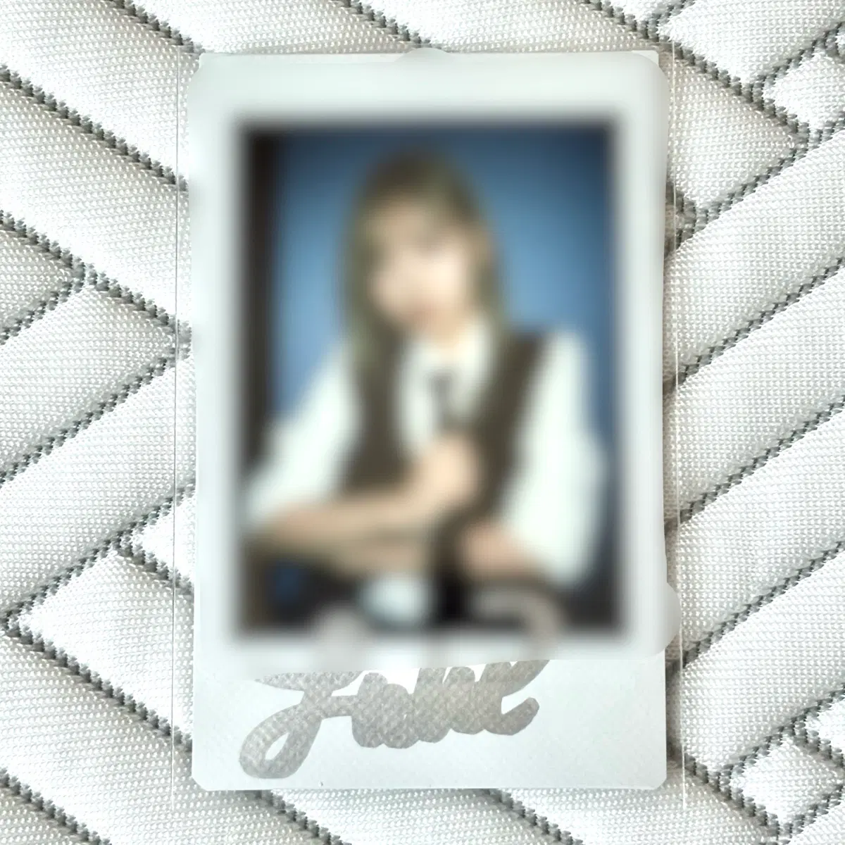 키스오브라이프 쥴리 사인 폴라로이드 싸폴 양도 싸인 kissoflife julie 키오프
