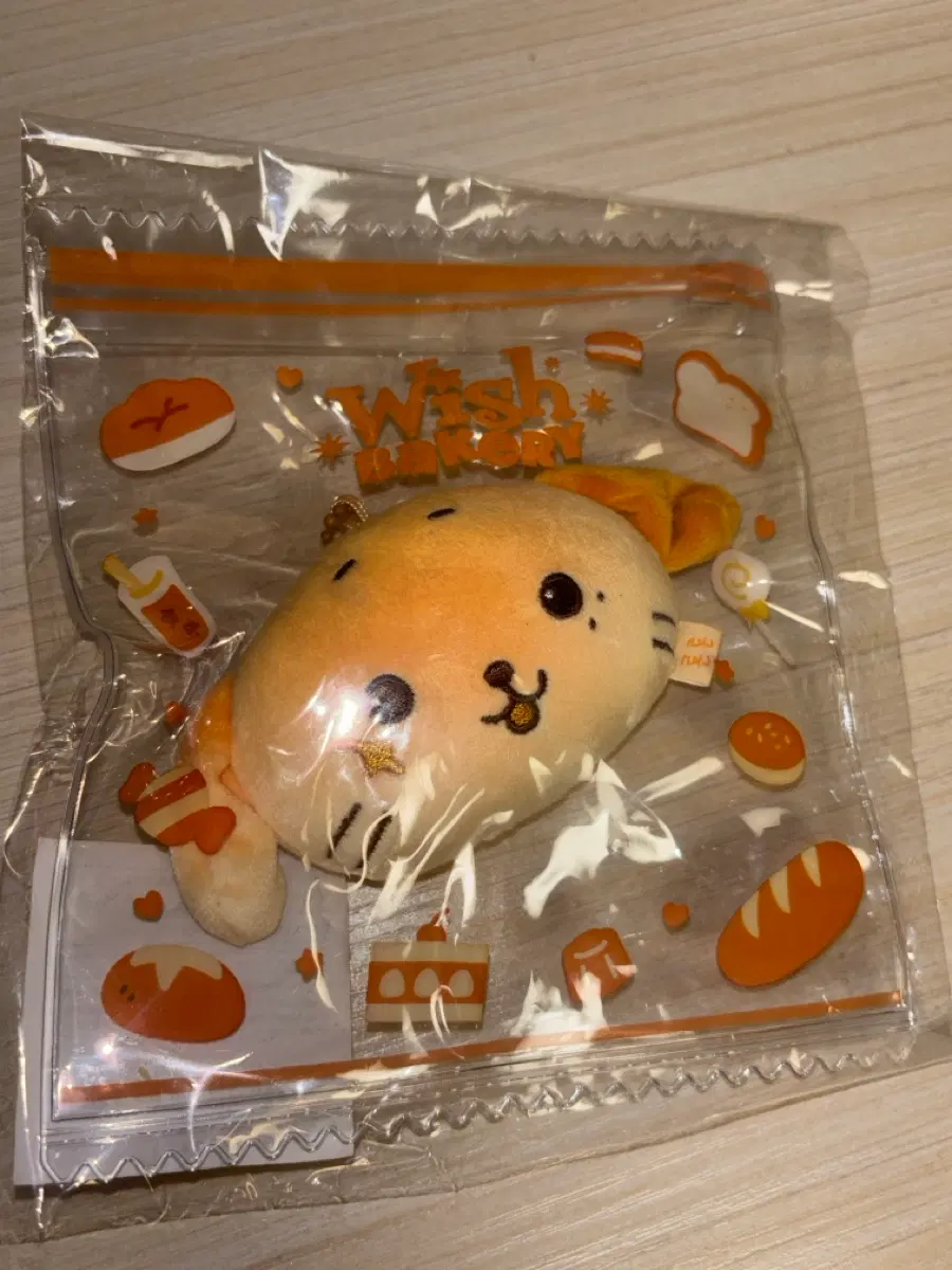 엔시티위시 료 룐룐 스트레스 브레드 인형(쿠리랑 교환가능)