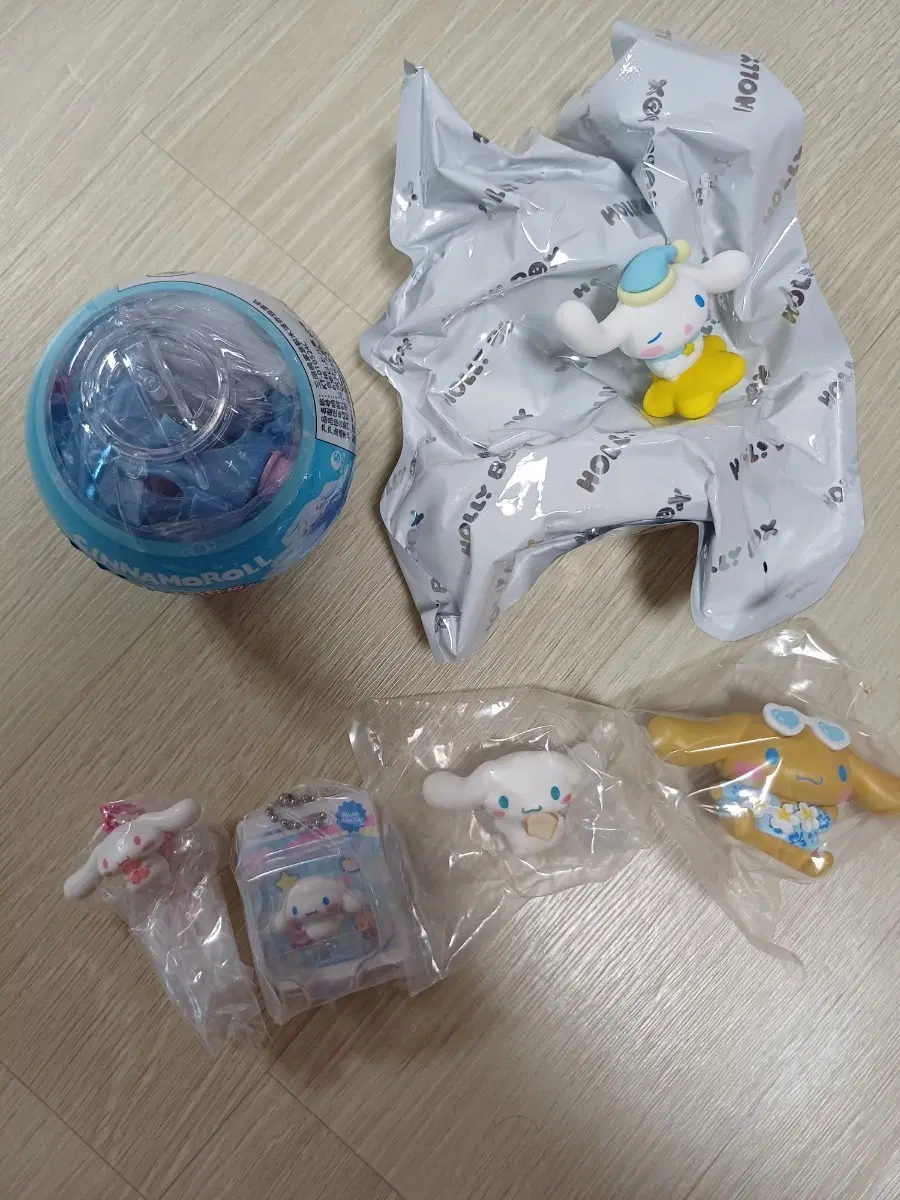 시나모롤 가챠 피규어 세트