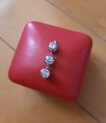 [Swarovski] 스와로브스키 펜던트 탑 목걸이 참