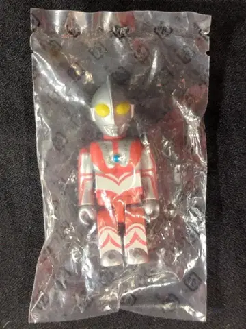 MEDICOMTOY KUBRICK 글리코맨과 비스코 군 & 울트라맨 (S) 조피