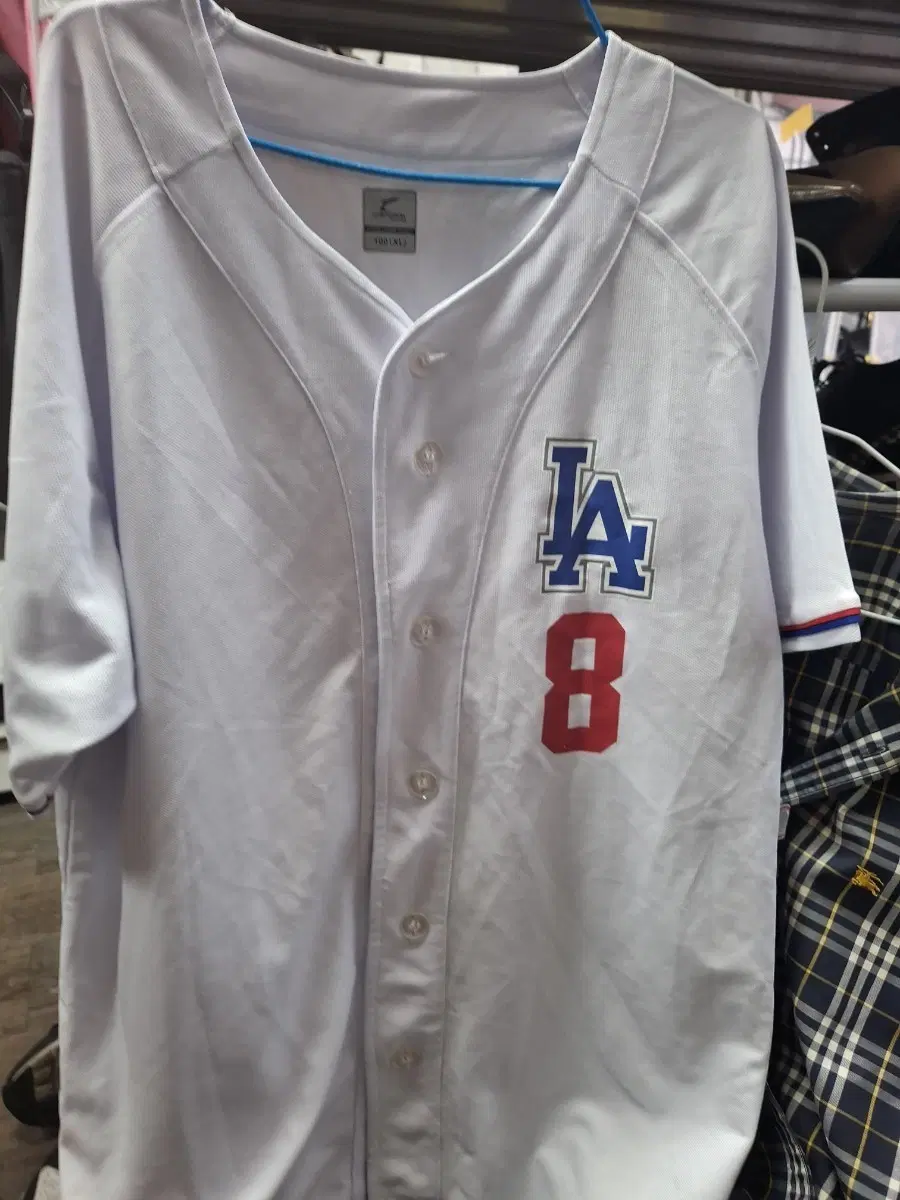 LA Dodgers 야구 유니폼 8번. 100