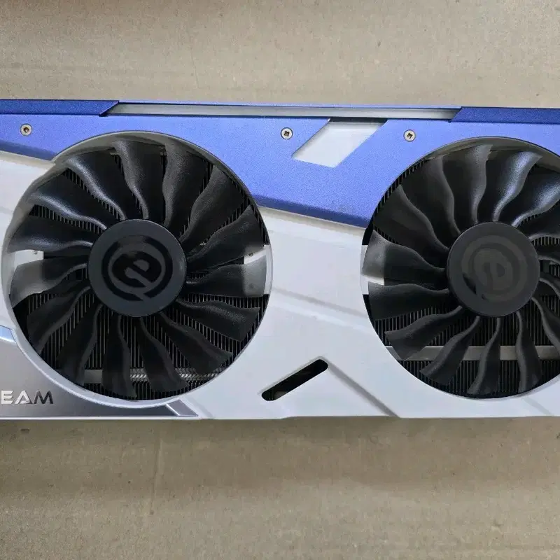 제트스트림 GTX1080 8GB 팝니다