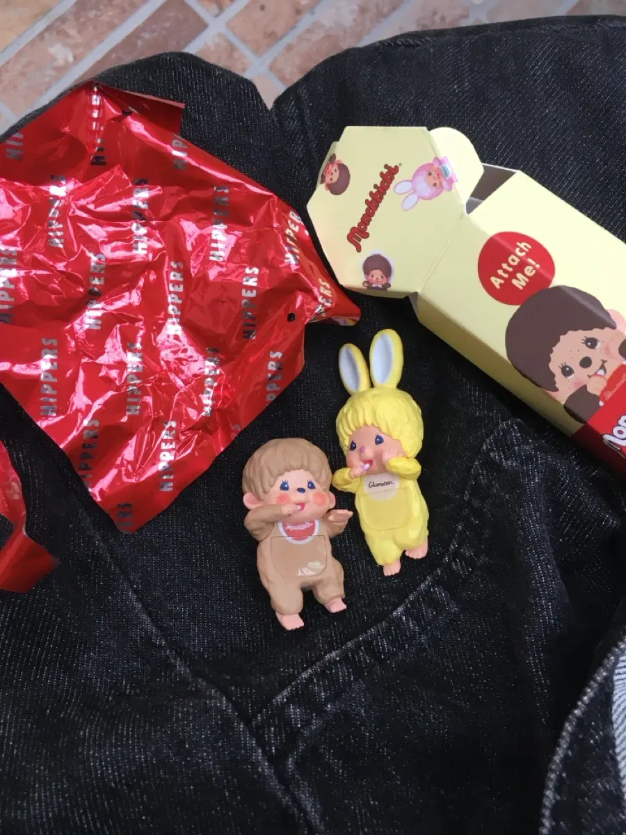 몬치치 히퍼 시크릿, 치무탄 히퍼 교환