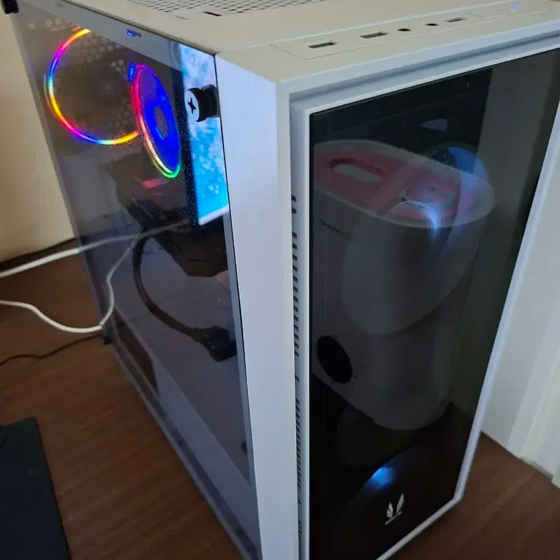 라이젠7 2700x rtx2060 게이밍 pc 데스크탑 컴퓨터 본체 처분!(윈도우 정품) 서비스o
