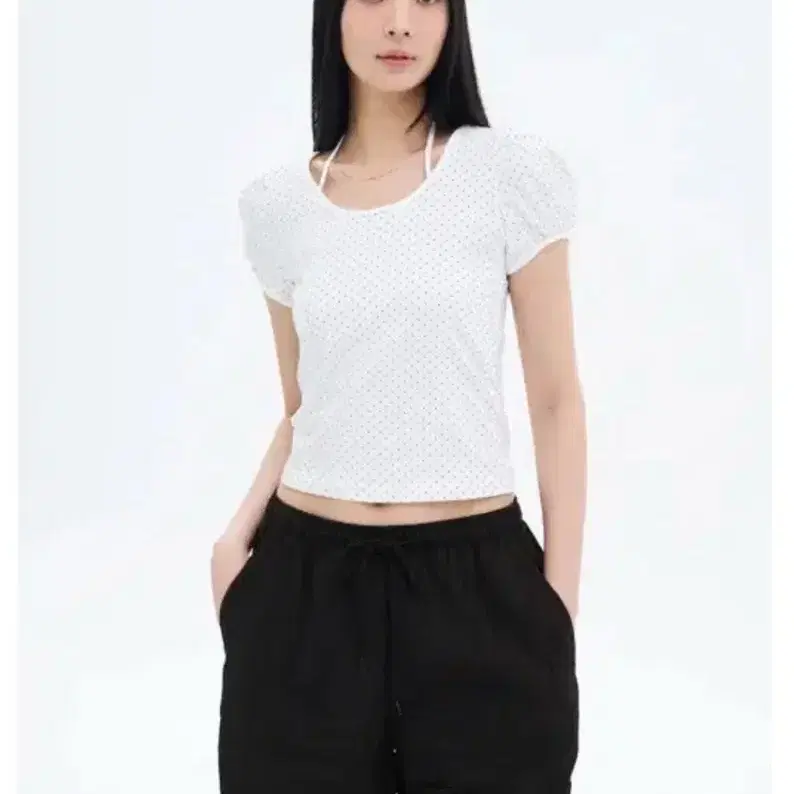 에잇세컨즈 도트 패턴 퍼프 소매 티셔츠 화이트